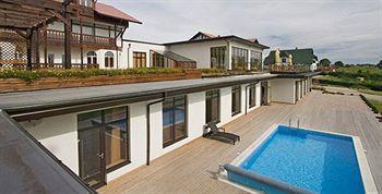 Ezeri Hotell